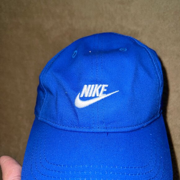 Nike Unisex Child Toddler Blue‎ White Strapback Adjustable Baseball Cap Hat H01 - Picture 1 of 3
